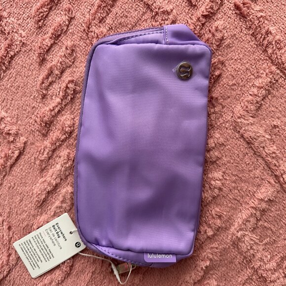 Lululemon Light Purple Belt Bag, New With Tags - Picture 8 of 8